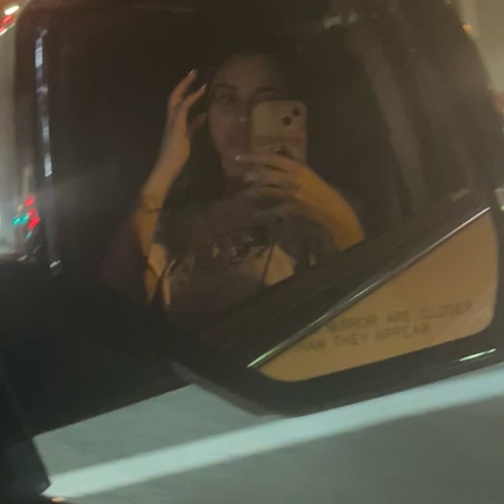 Meet your Posher, Bia